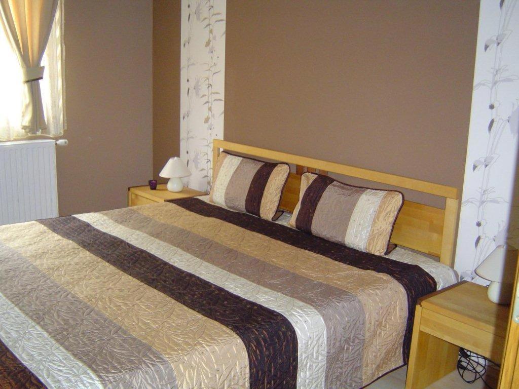Janus Apartman Sarvar Exterior foto