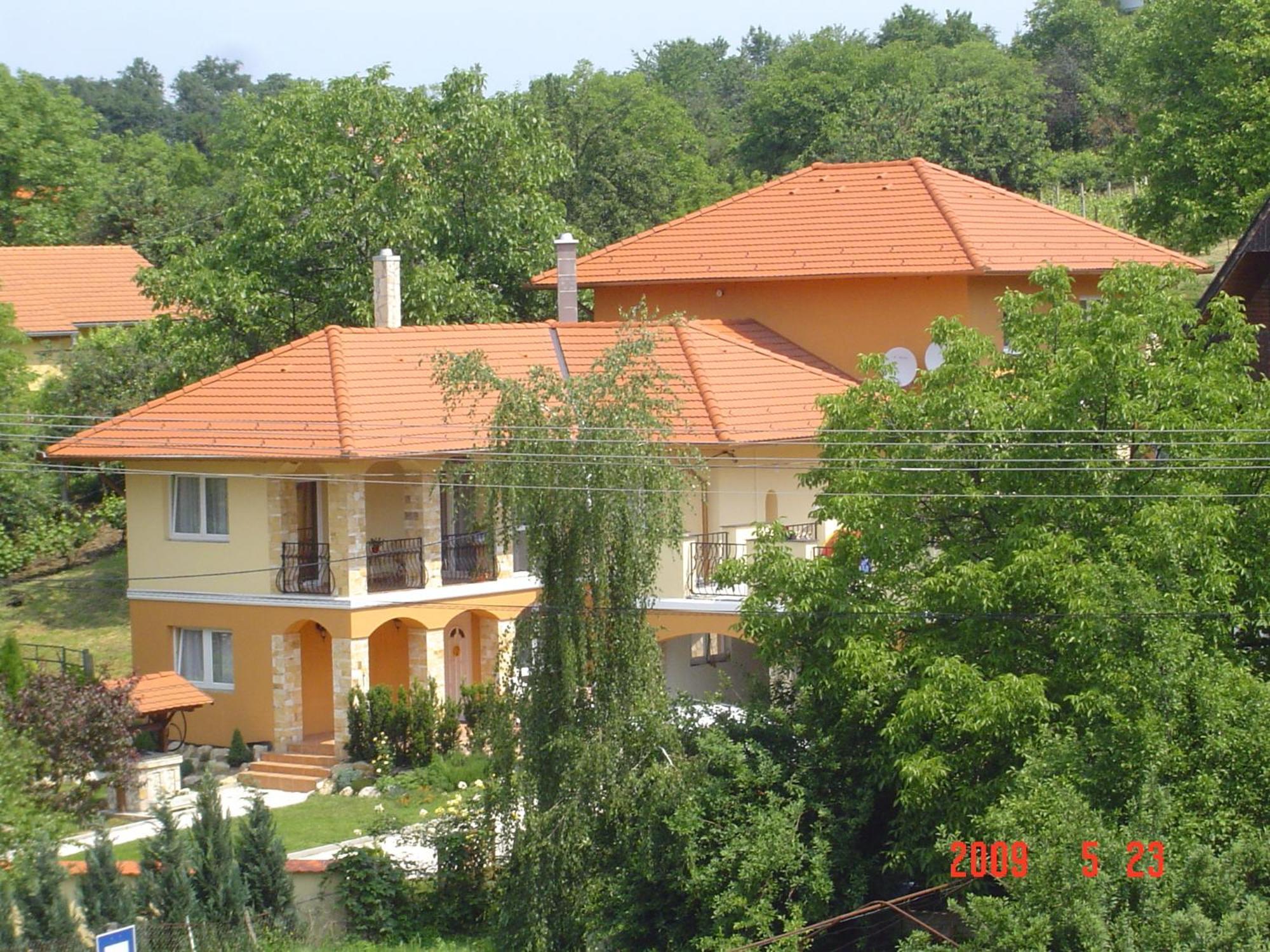 Janus Apartman Sarvar Exterior foto