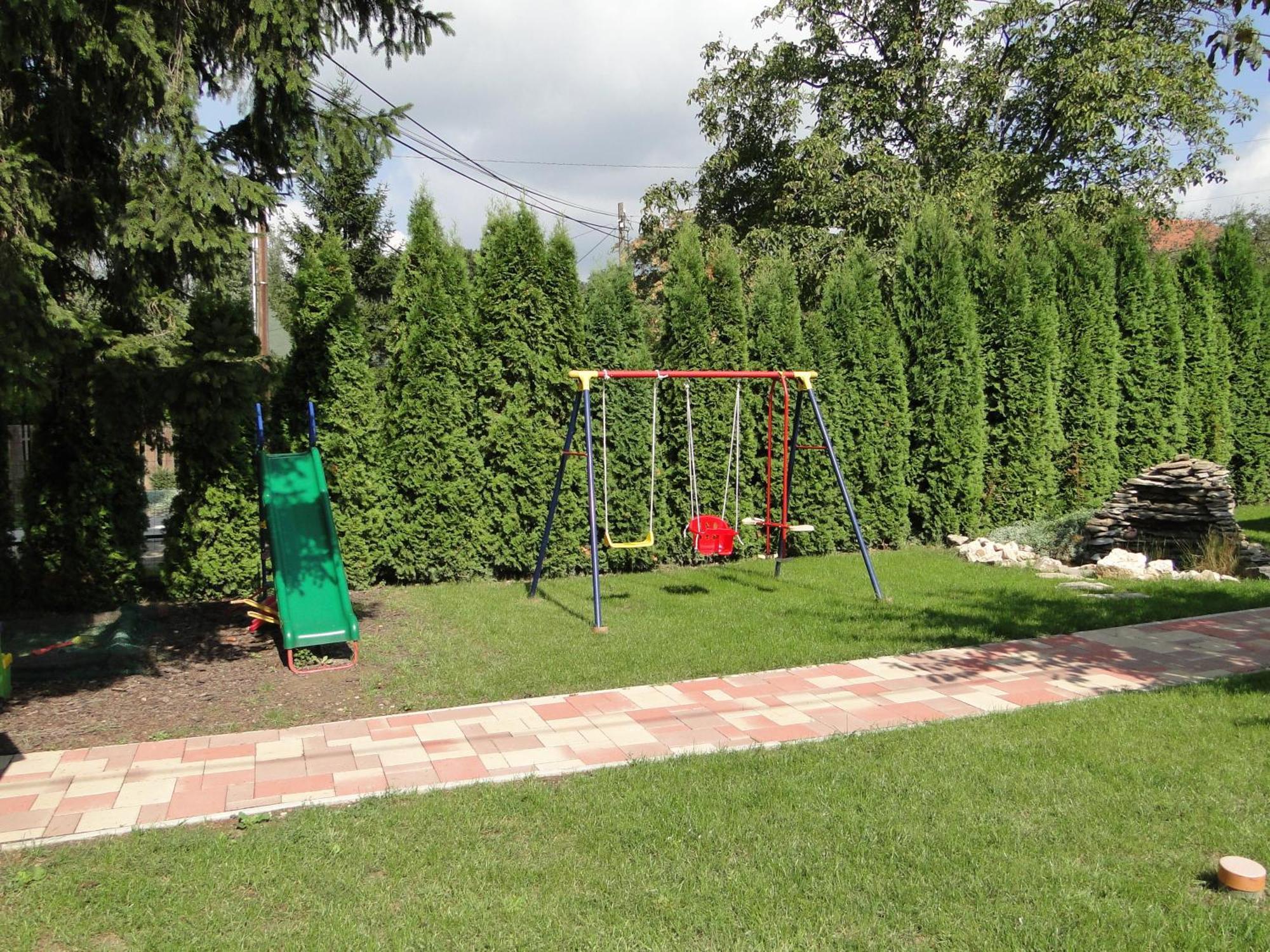 Janus Apartman Sarvar Exterior foto